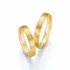 Alianzas de boda de oro amarillo con diamante
