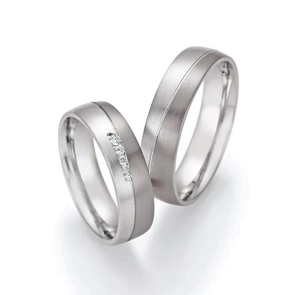 Alianzas de boda de oro blanco y paladio con diamantes