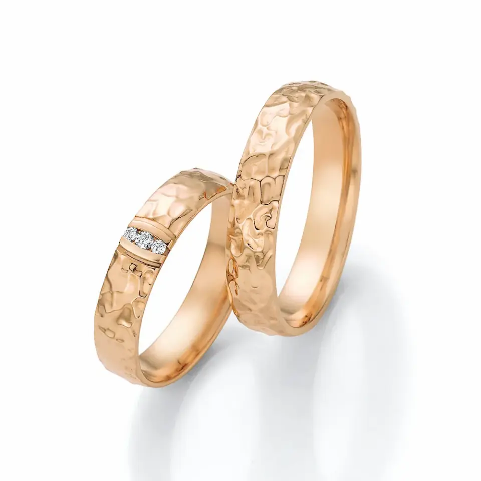Alianzas de boda de oro rosado con diamantes