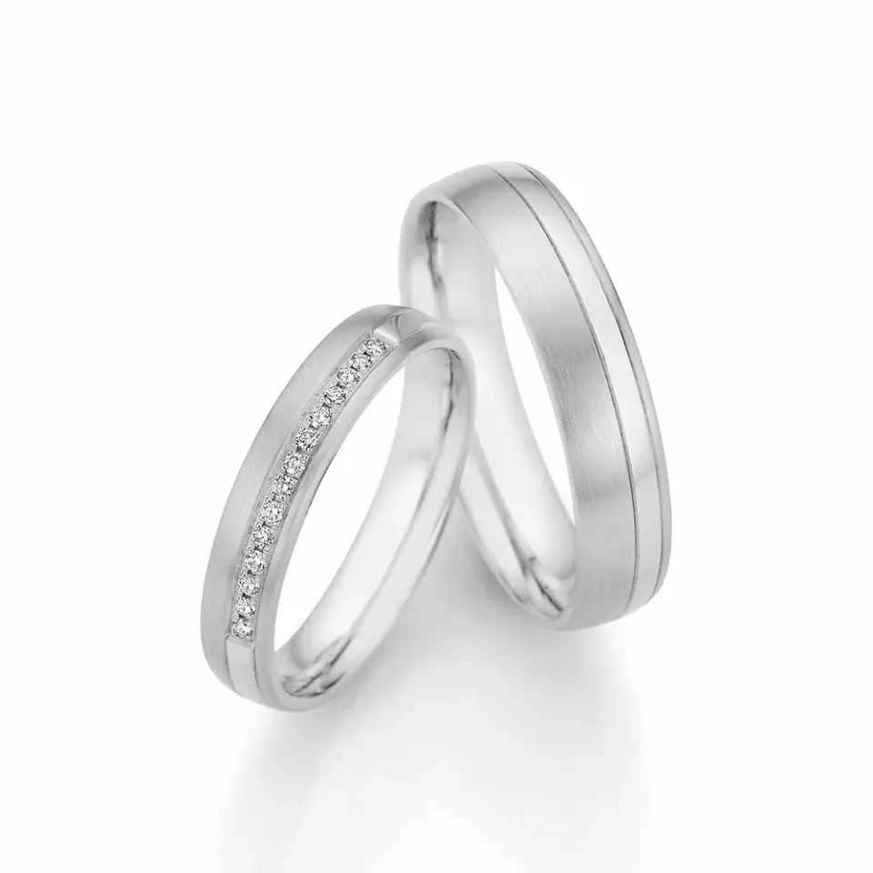 Alianzas de boda de oro blanco con diamantes