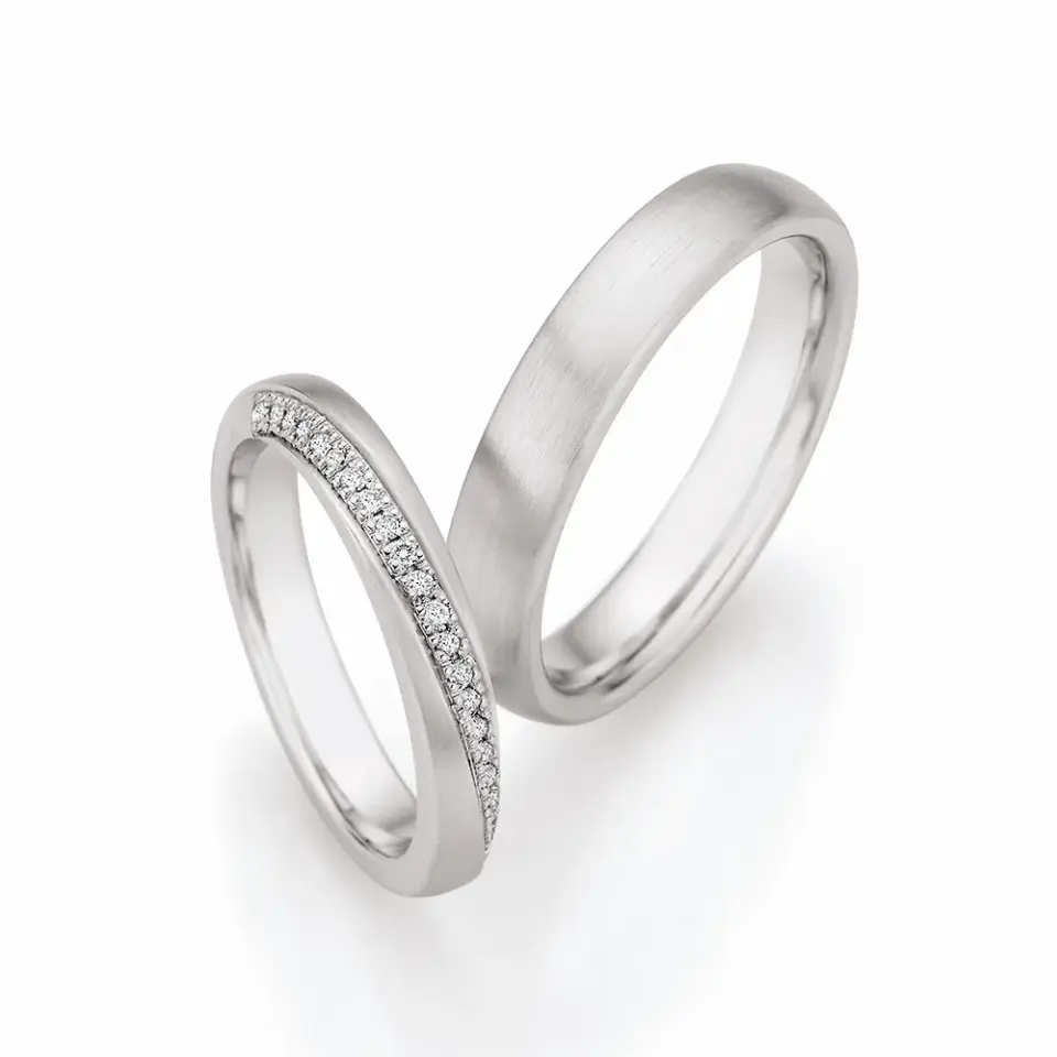 Alianzas de boda de paladio con diamantes