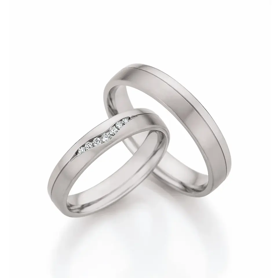 Alianzas de boda de paladio con diamantes