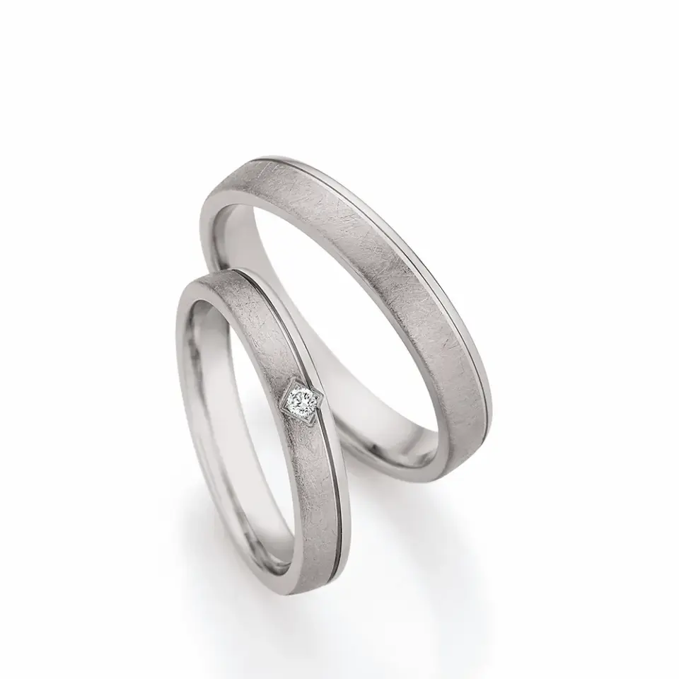 Alianzas de boda de paladio con diamante