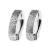 Alianzas de boda de acero con diamante