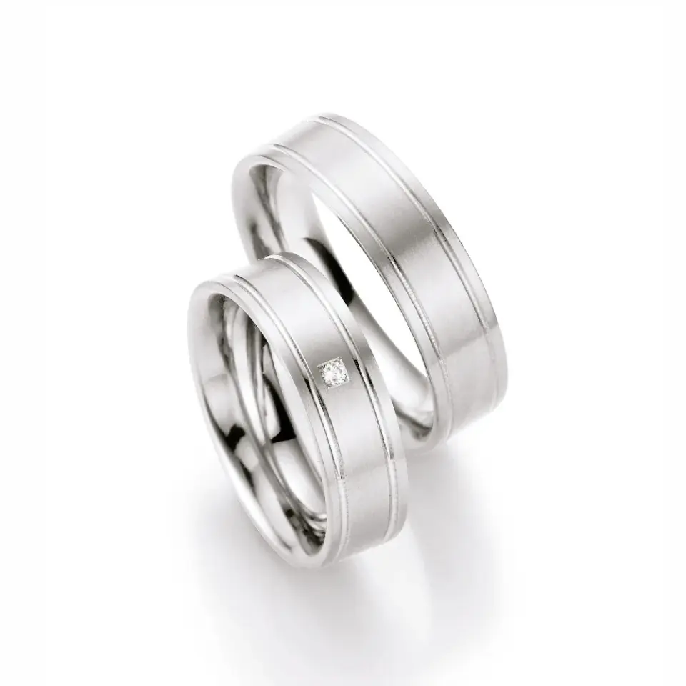Alianzas de boda de titanio con diamante
