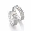 Alianzas de boda de titanio con diamantes