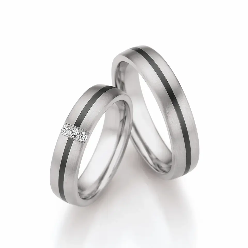Alianzas de boda de titanio y zirconio con diamantes