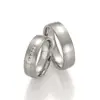 Alianzas de boda de titanio y platino con diamantes