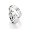 Alianzas de boda de acero con diamante
