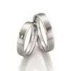 Alianzas de boda de acero con diamante