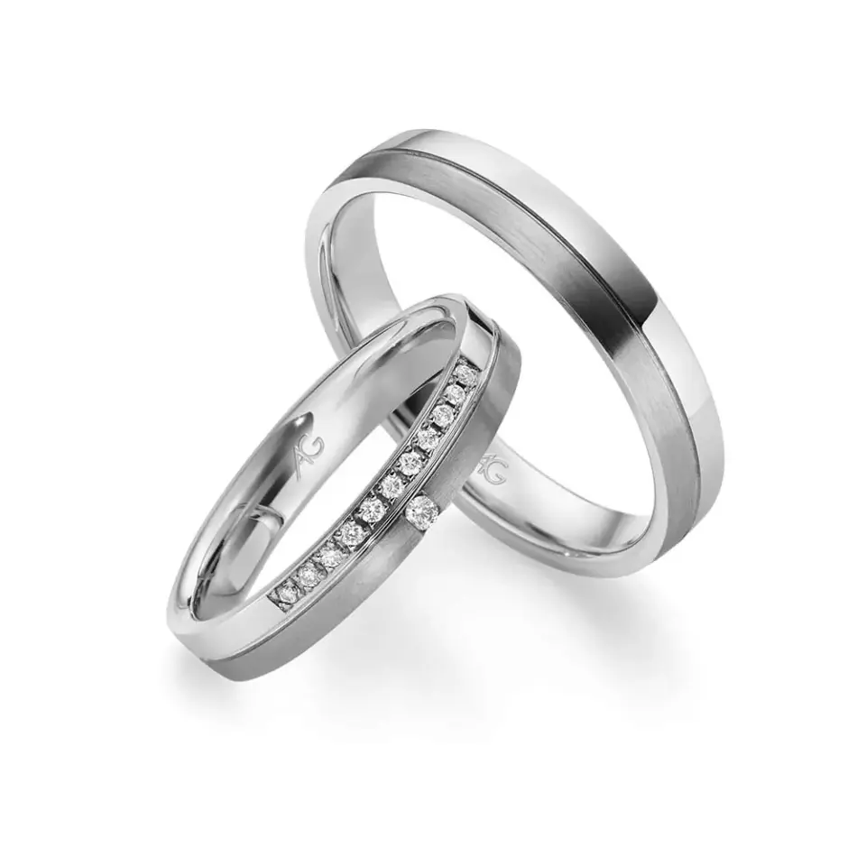 Alianzas de boda de oro blanco con diamantes