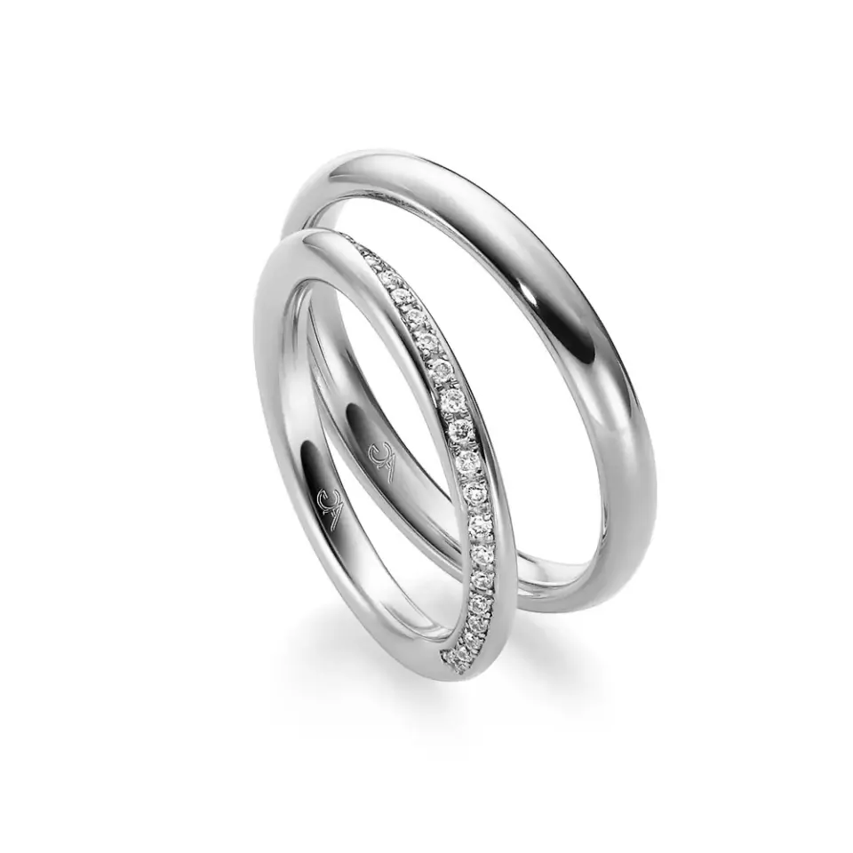 Alianzas de boda de oro blanco con diamantes