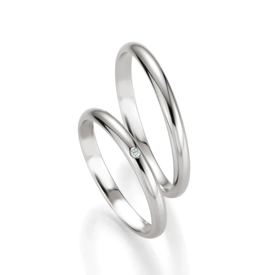 Alianzas de boda de platino con diamante