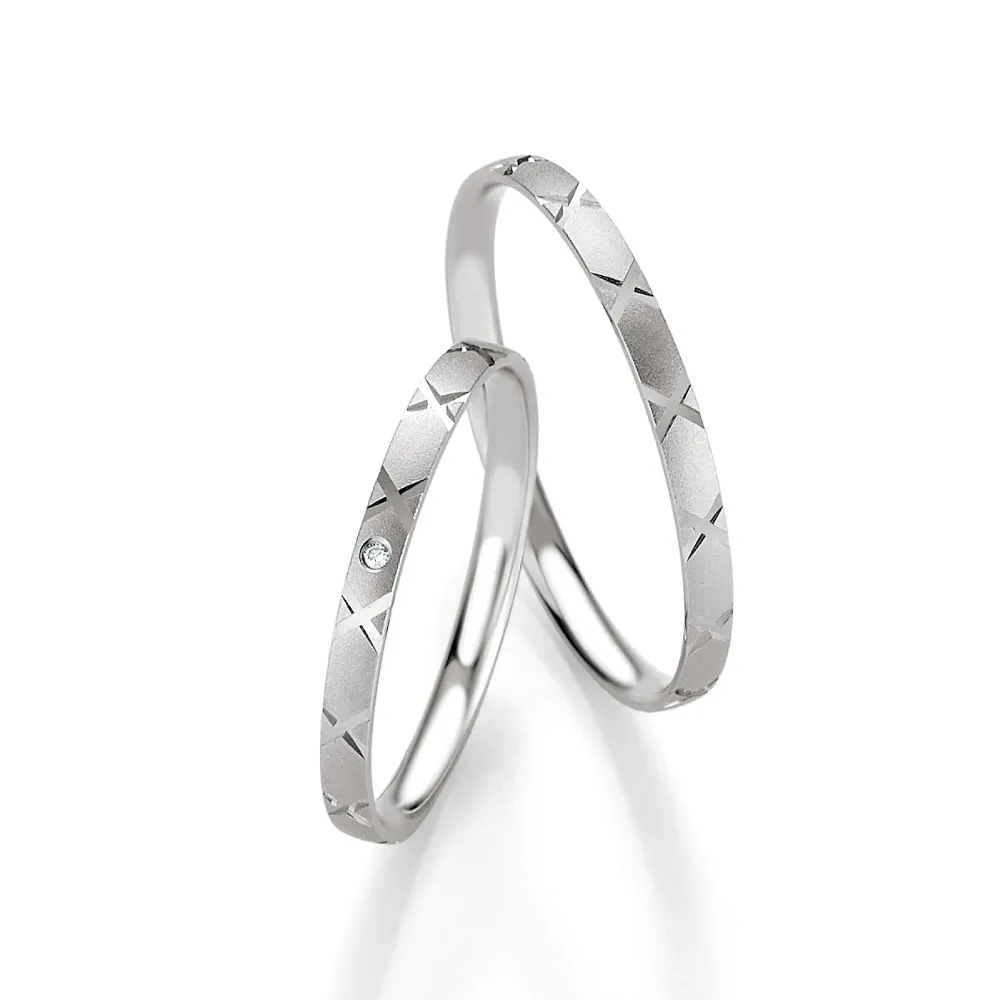 Alianzas de boda de platino con diamante