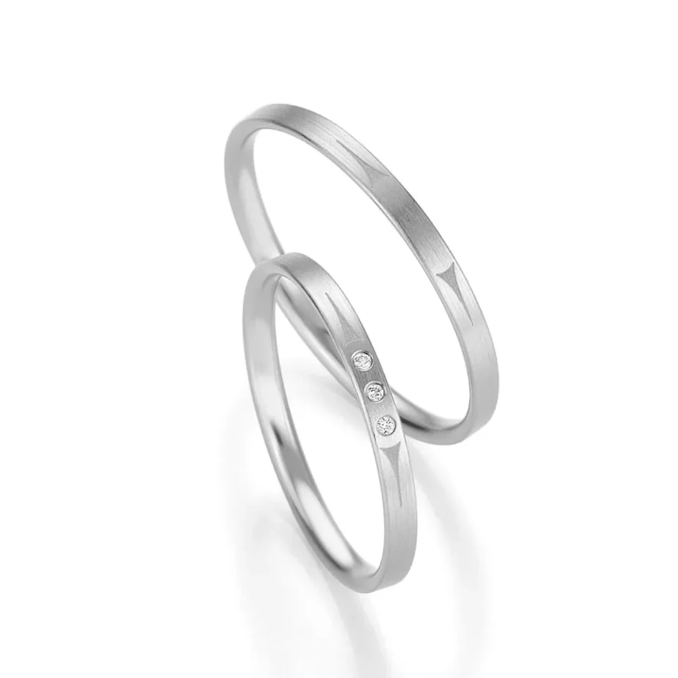 Alianzas de boda de paladio con diamantes