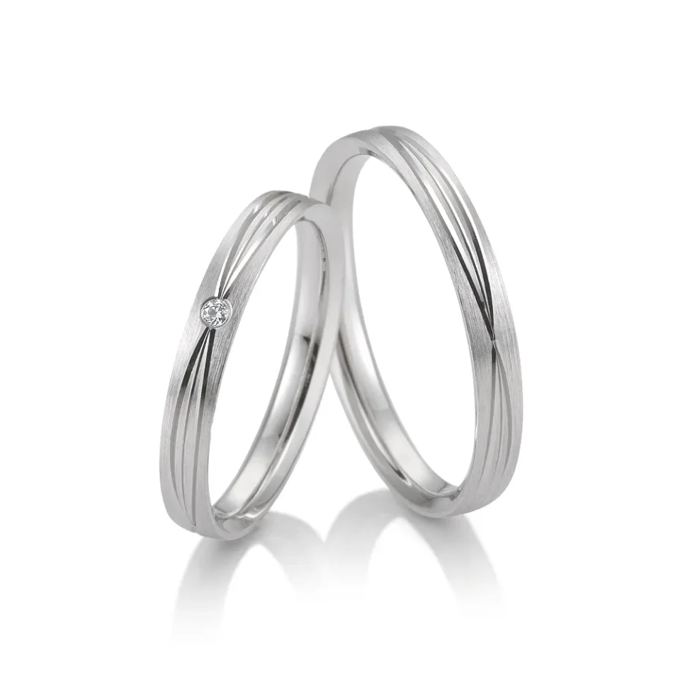 Alianzas de boda de platino con diamante