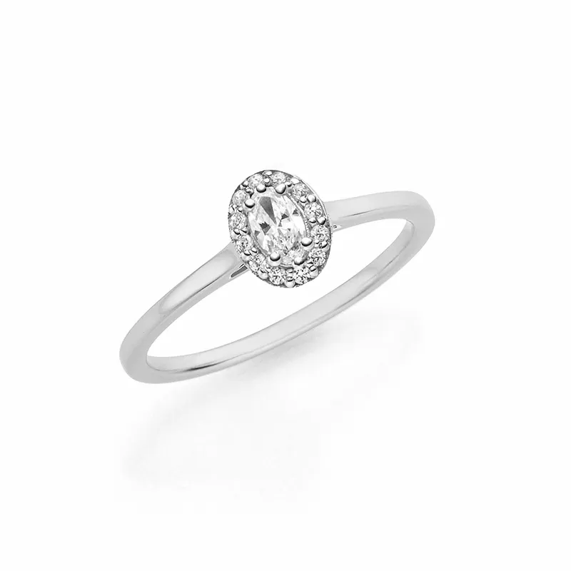 Anillo de compromiso de platino con diamantes