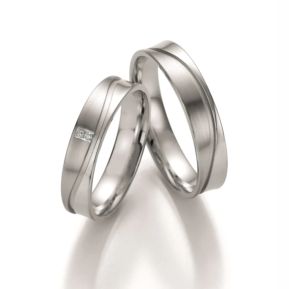 Alianzas de boda de paladio con diamantes