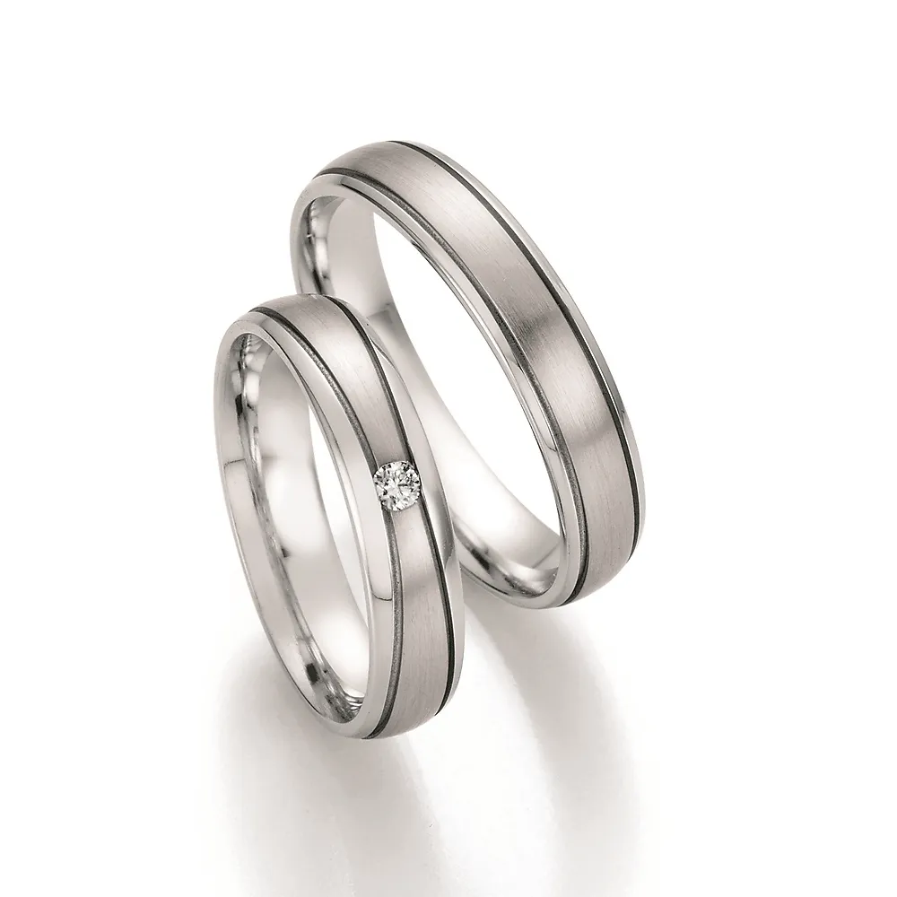 Alianzas de boda de paladio con diamante