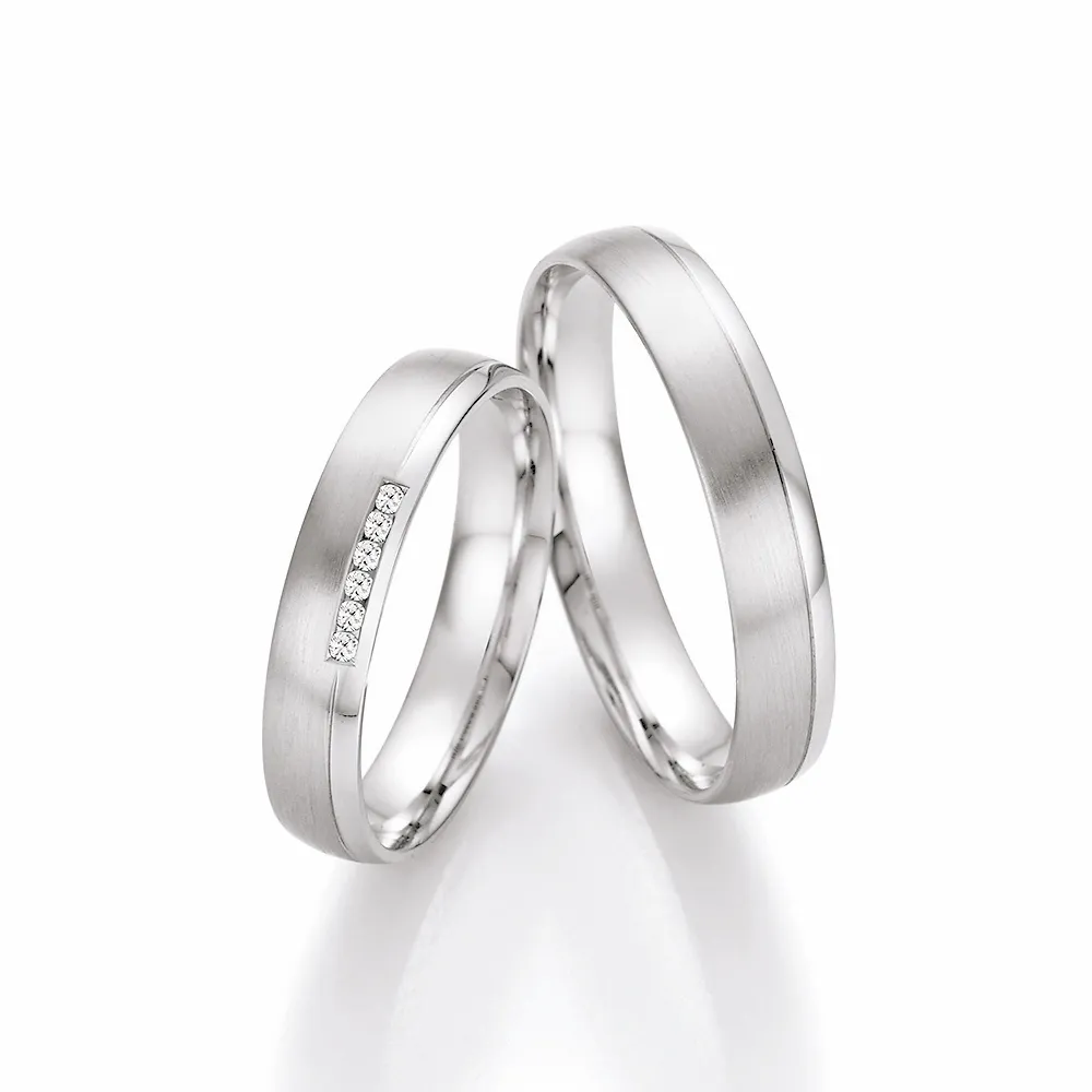 Alianzas de boda de platino con diamantes