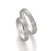 Alianzas de boda de paladio con diamante