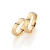 Alianzas de boda de oro albaricoque