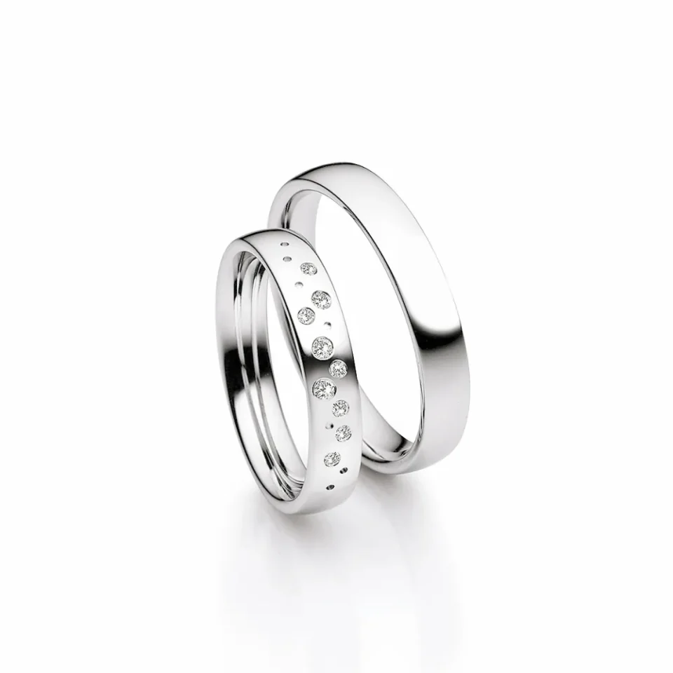 Alianzas de boda de oro blanco con diamantes