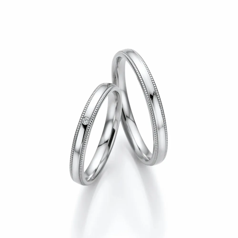 Alianzas de boda de platino con diamante