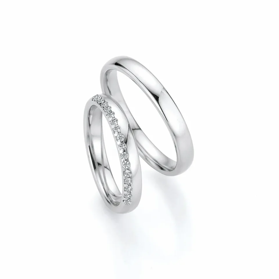 Alianzas de boda de oro blanco con diamantes