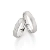 Alianzas de boda de platino con diamantes