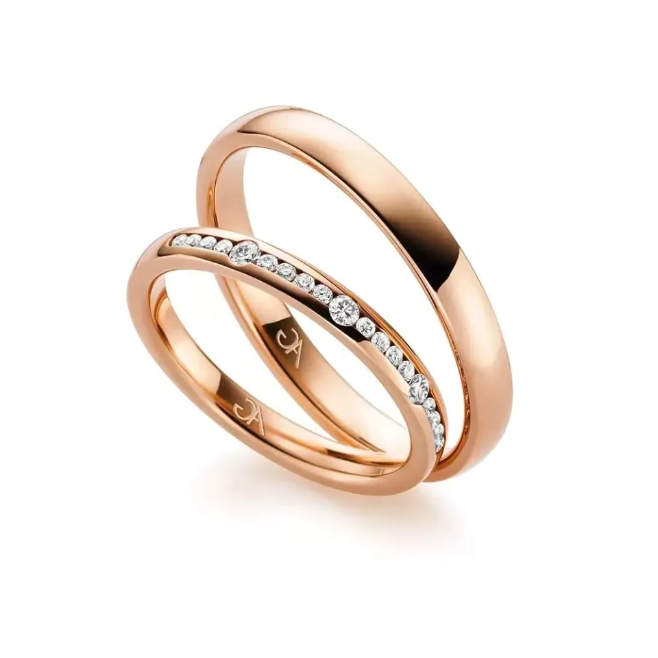 Alianzas de boda de oro rosado con diamantes