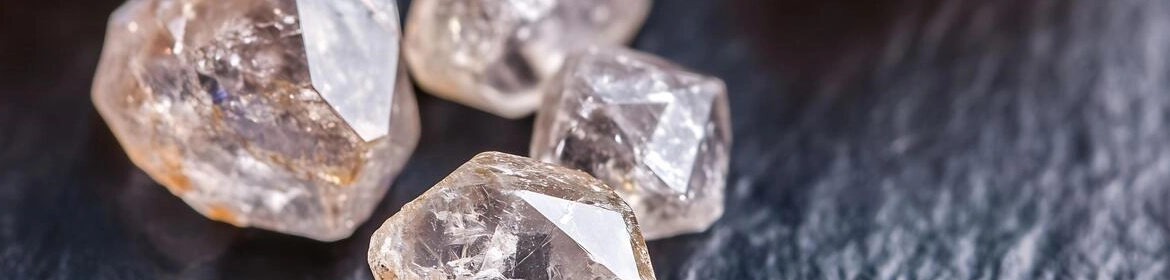 diamantes en bruto