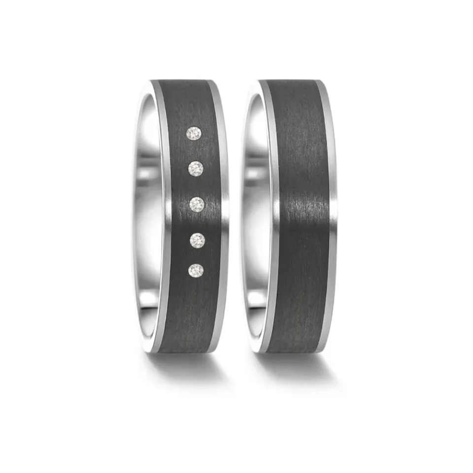 Alianzas de boda de acero y carbono con diamantes