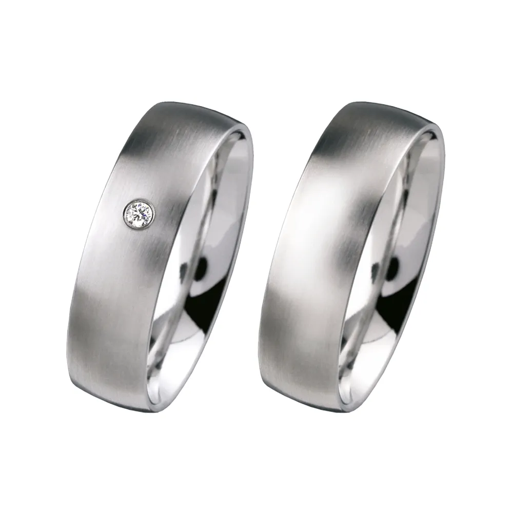 Alianzas de boda de acero con diamante