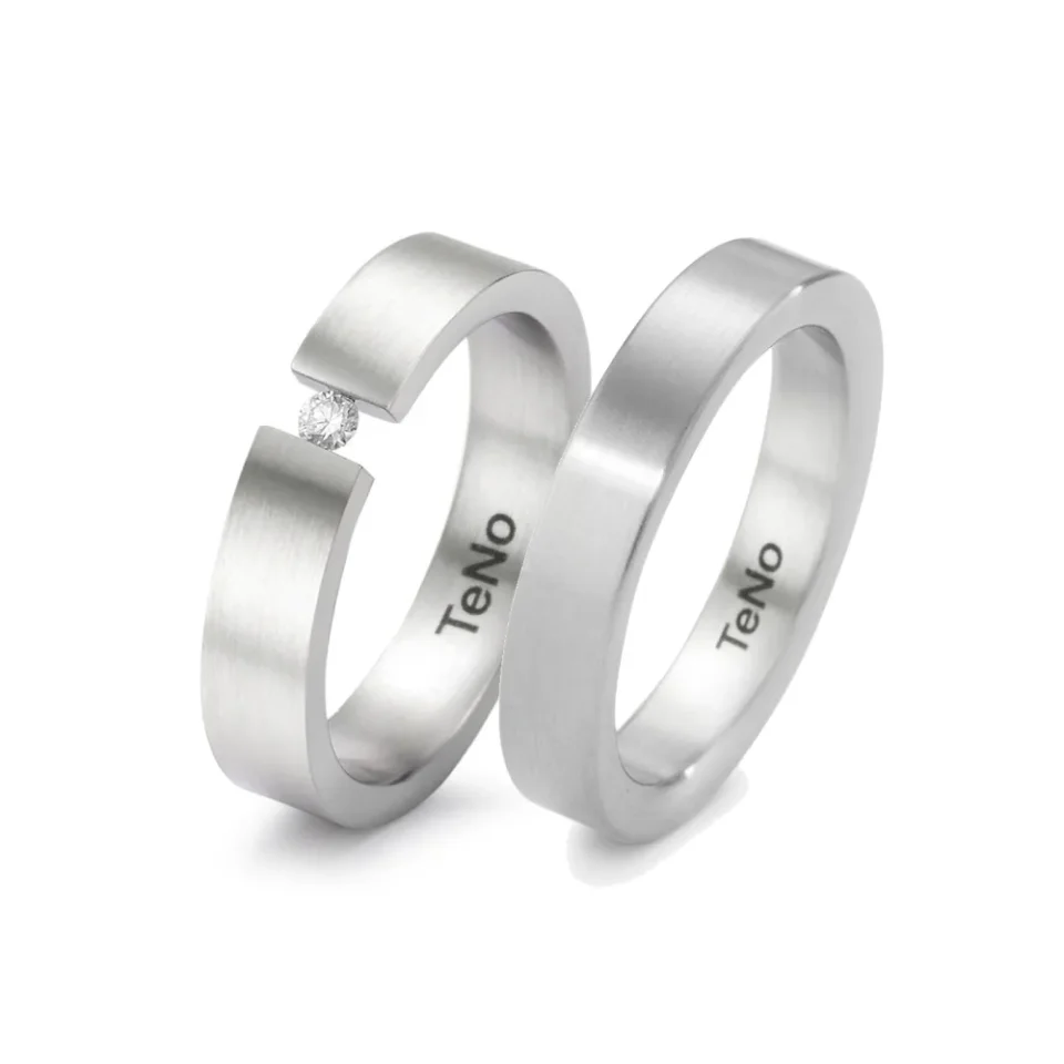 Alianzas de boda de acero con diamante