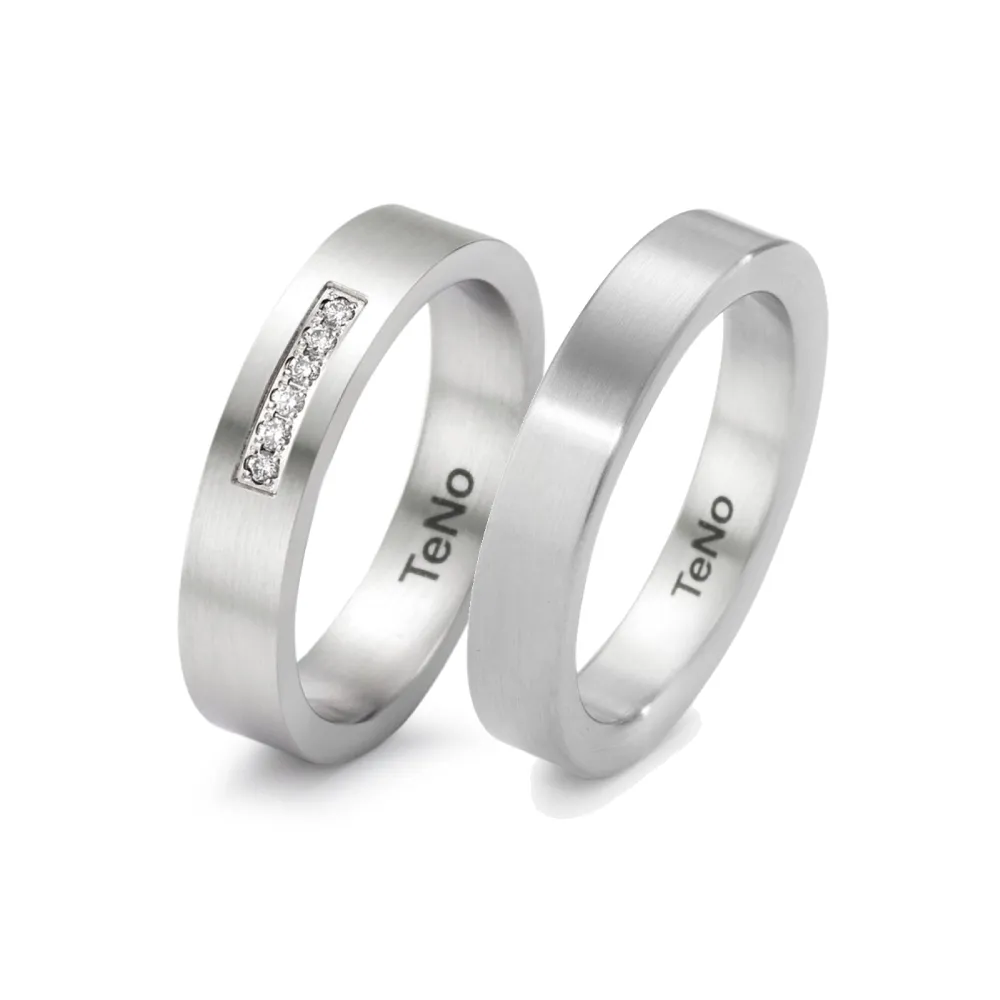 Alianzas de boda de acero con diamantes