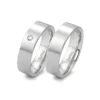 Alianzas de boda de acero con diamante
