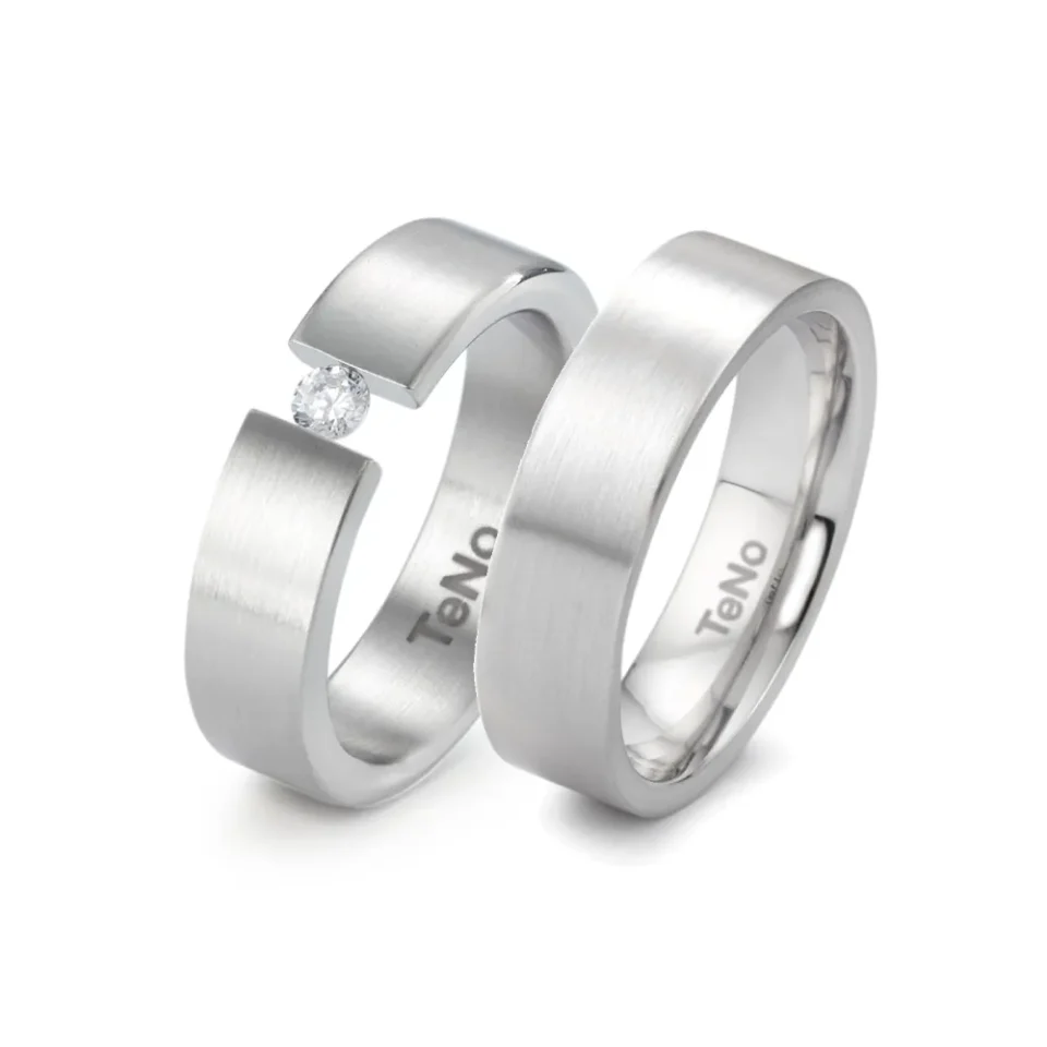 Alianzas de boda de acero con diamante