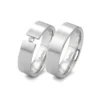 Alianzas de boda de acero con diamante