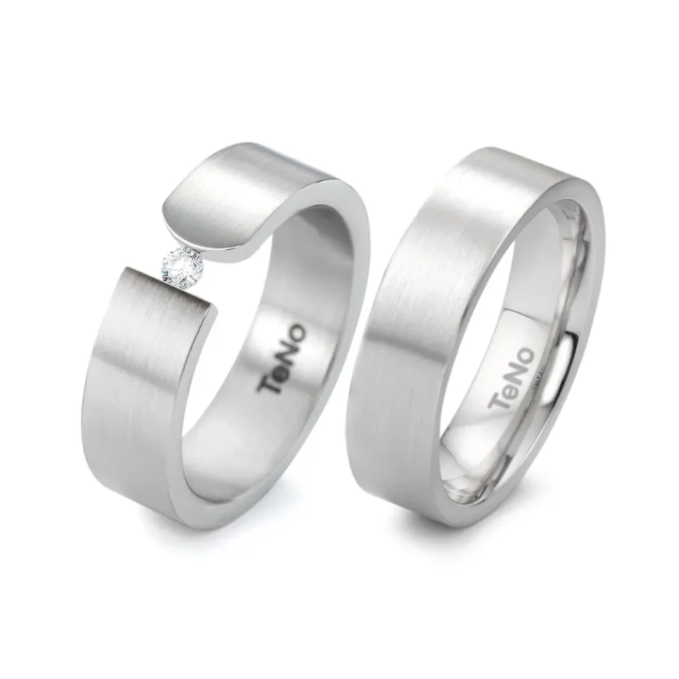 Alianzas de boda de acero con diamante