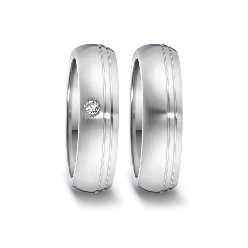 Alianzas de boda de acero con diamante