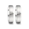 Alianzas de boda de acero con diamante