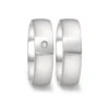 Alianzas de boda de acero con diamante
