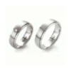Alianzas de boda de acero con diamante