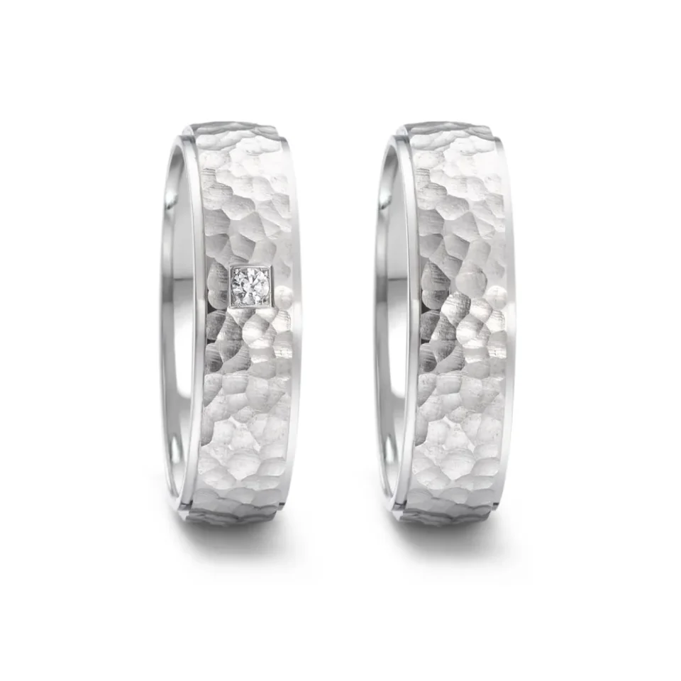Alianzas de boda de acero con diamante