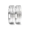 Alianzas de boda de acero con diamante