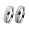 Alianzas de boda de acero con diamante