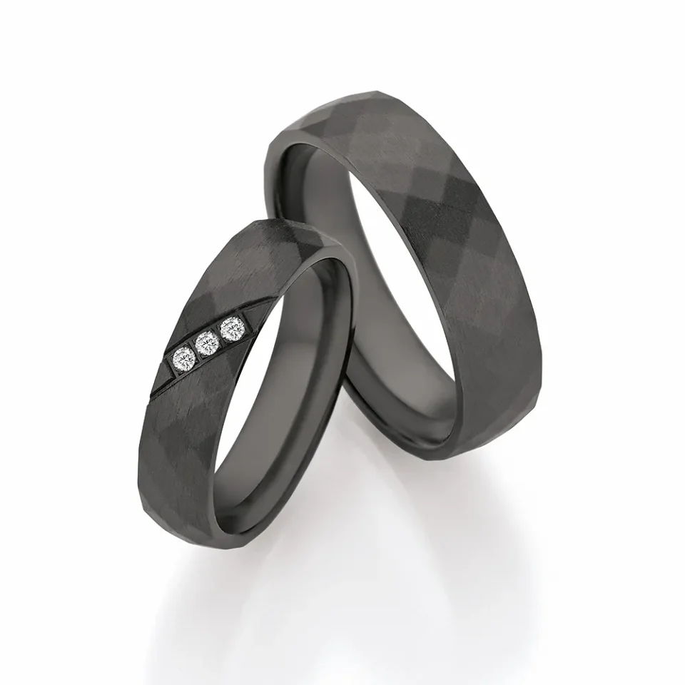 Alianzas de boda de zirconio con diamantes
