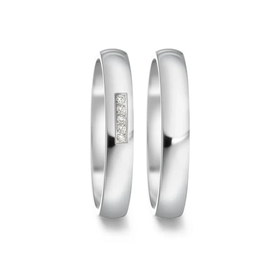 Alianzas de boda de acero con diamantes