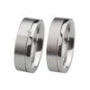 Alianzas de boda de acero con diamante